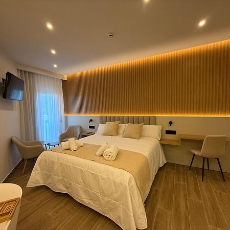 Hotel Siskets Torrente de Cinca Екстериор снимка