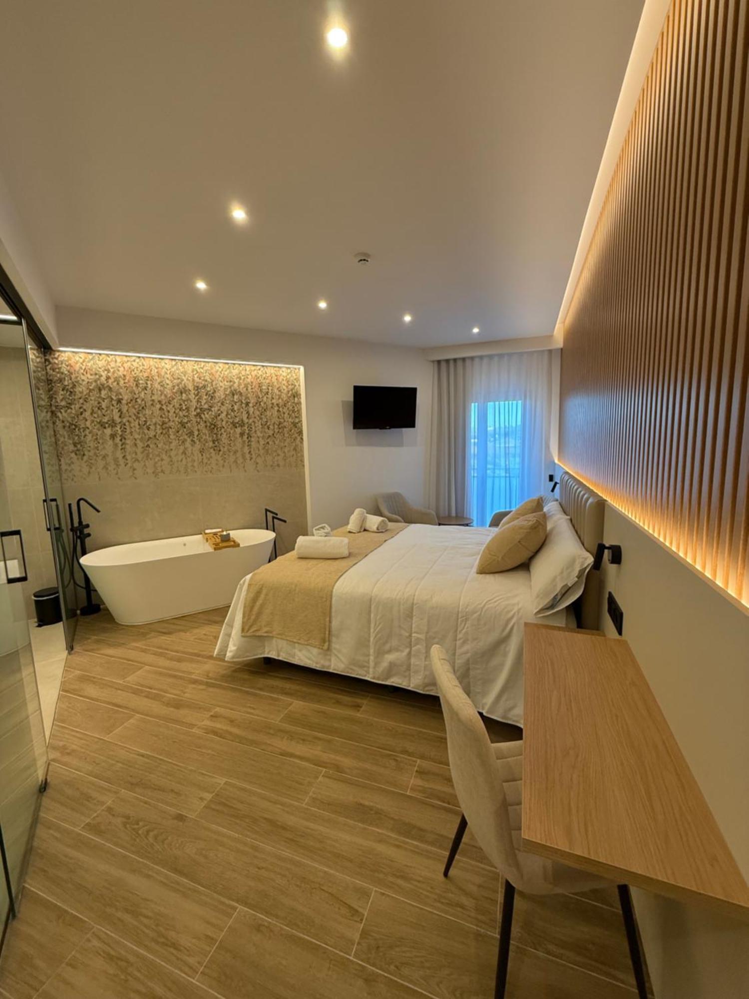 Hotel Siskets Torrente de Cinca Екстериор снимка